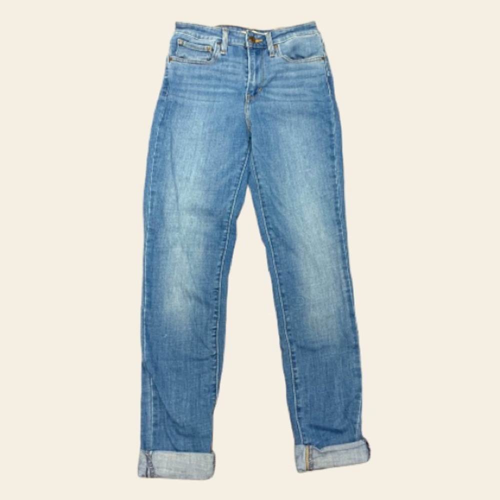 Levi’s High Waisted Jeans